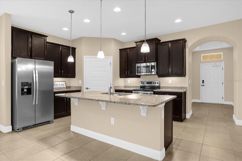 Building Photo - 9537 Waterway Passage Dr