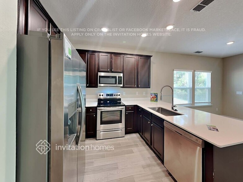 Building Photo - 634 Cherry Ridge Dr