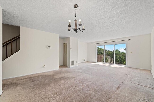 Building Photo - 6 Cumberland Ct