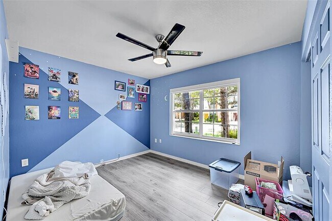 Building Photo - 16417 Sapphire Pl