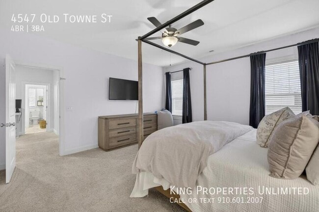 Building Photo - 4547 Old Towne St