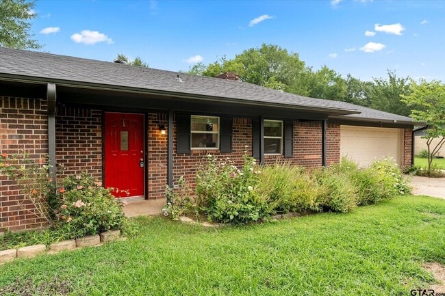 Building Photo - 524 Park Ln