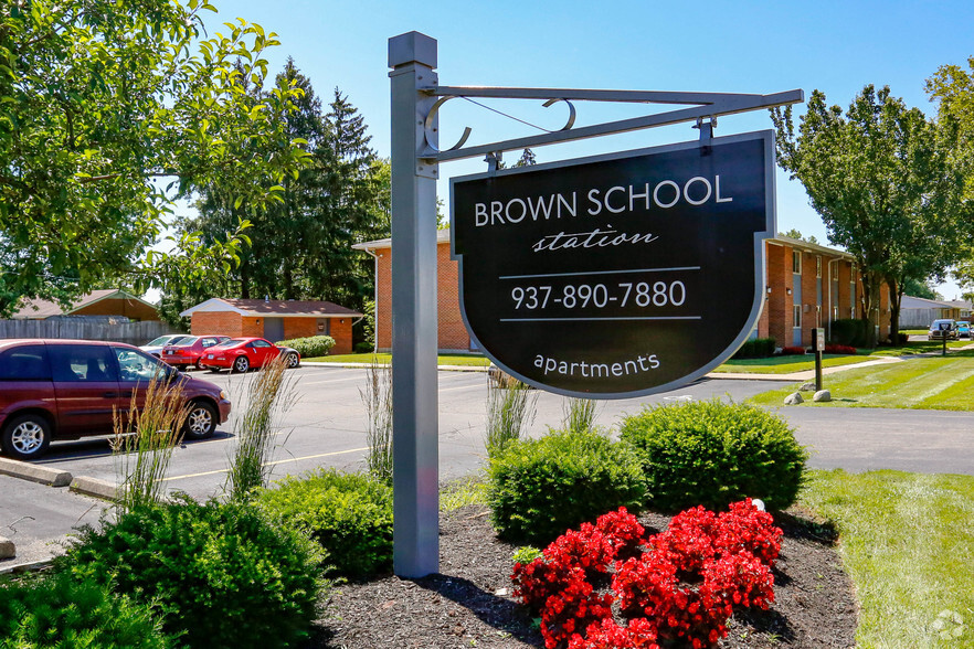 Primary Photo - Brown School Station