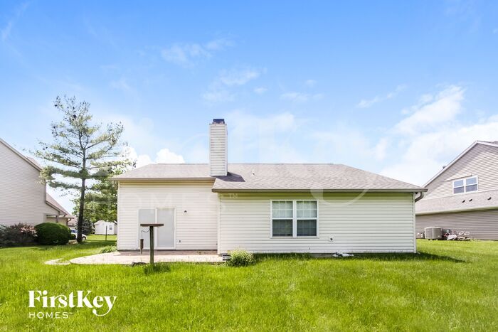 Building Photo - 6747 Long Run Dr
