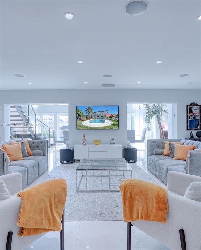 Building Photo - 13300 Biscayne Bay Terrace