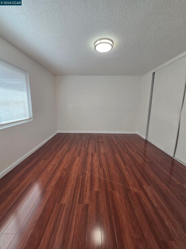 Building Photo - 2341 21st St