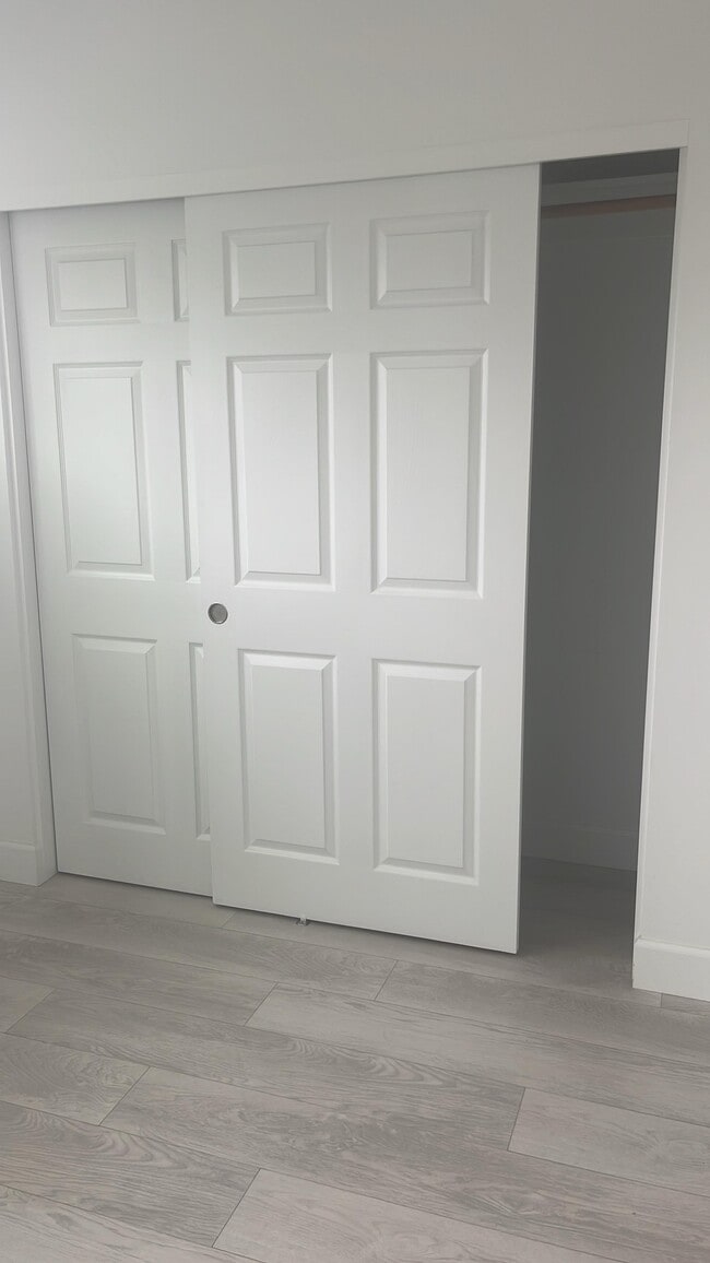 Building Photo - 1807 Donax Ave