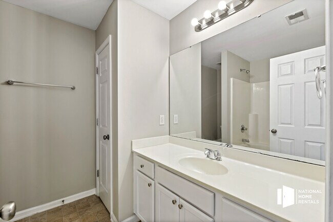 Building Photo - 110 Whitton Ct