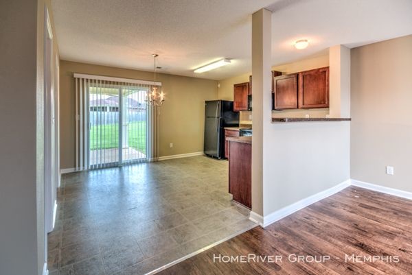 Building Photo - Updated Two-Story Brick Home in Memphis