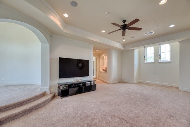 Building Photo - 5623 Waters Landing Ln