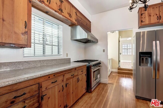 Building Photo - 1215 Edris Dr