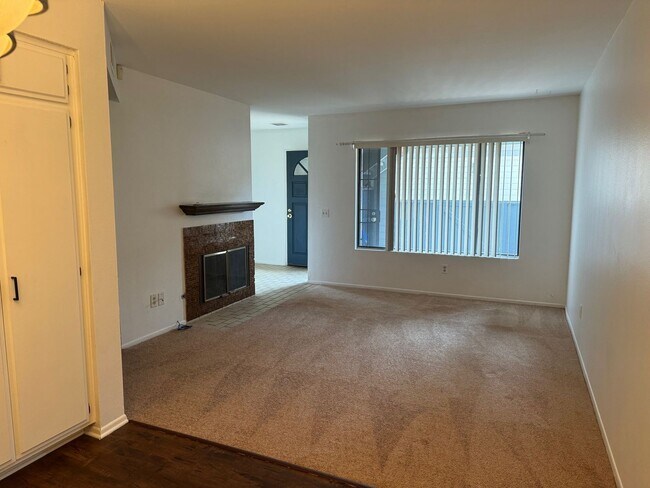 Building Photo - 7324 Quill Dr