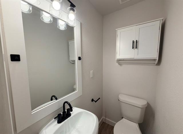 Building Photo - 12244 Willowdell Dr