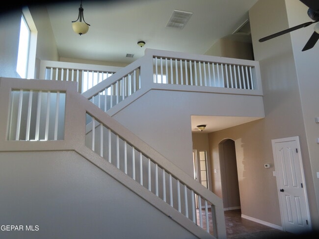 Building Photo - 1617 Etling Way