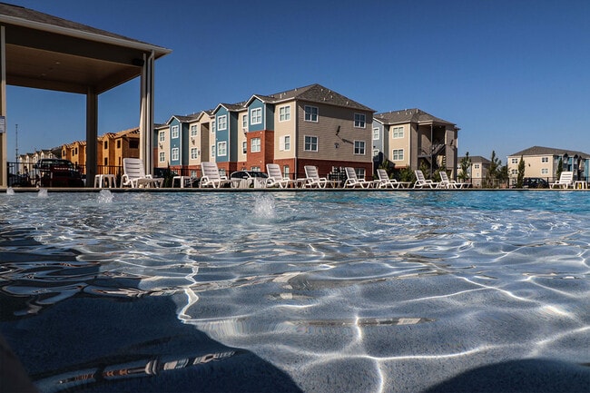 Building Photo - Reserve at Richards Apartments