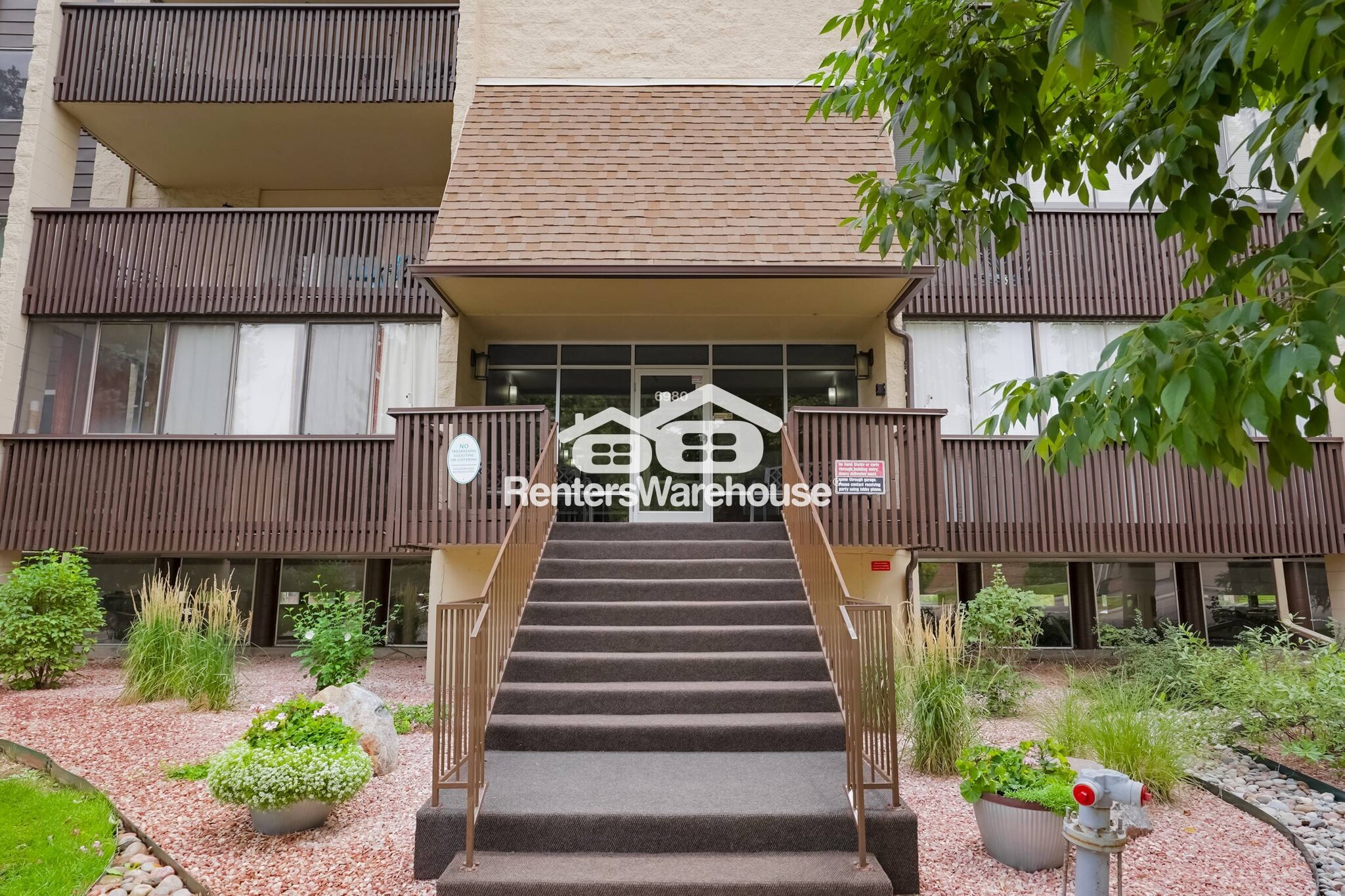 Building Photo - 6980 E Girard Ave