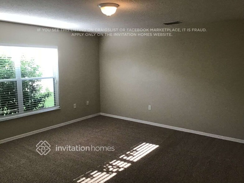 Building Photo - 3174 Burdock Ave