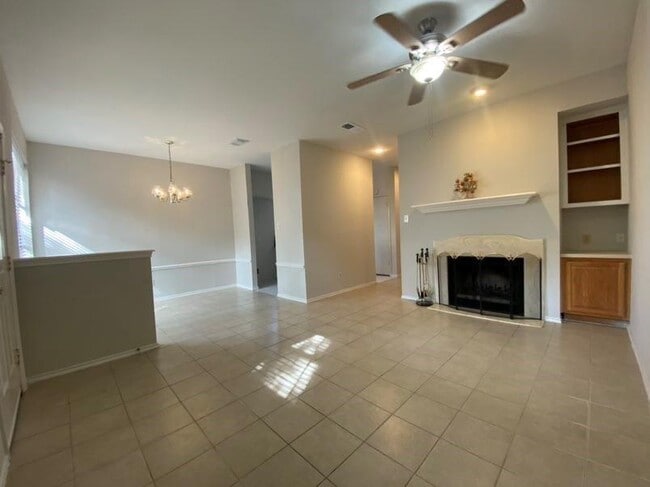 Building Photo - 1103 Dulles Ave