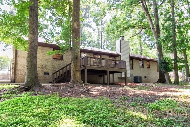 Building Photo - 1191 Arrowhead Rd