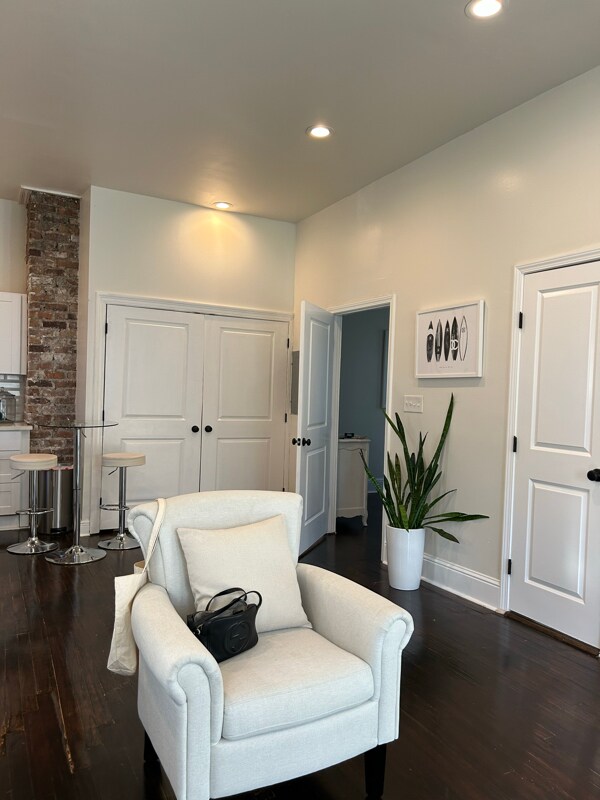 Building Photo - 3724 S Liberty St