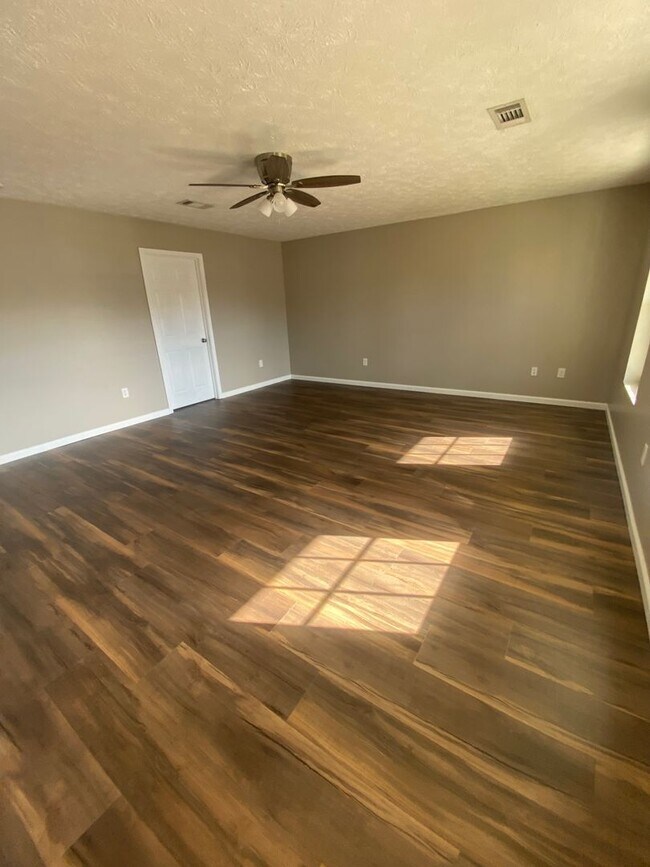 Building Photo - Now Leasing - 3 bedroom 2 bath White Pine, TN