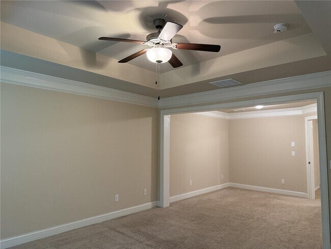Building Photo - 3160 Cross Creek Dr