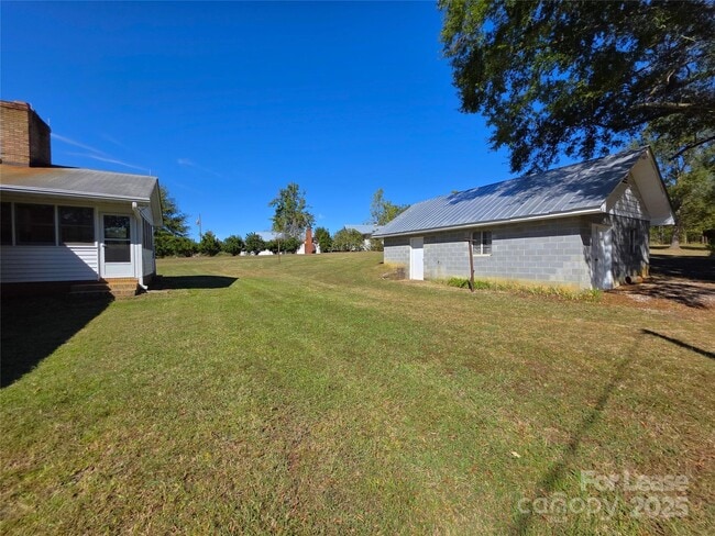 Building Photo - 9301 Gold Hill Rd