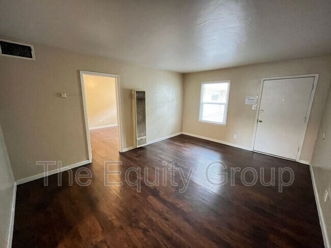 Building Photo - 267 W Belleview Ave