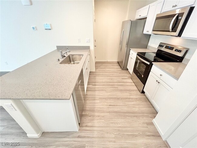 Building Photo - 9916 Bumblebee Hls St