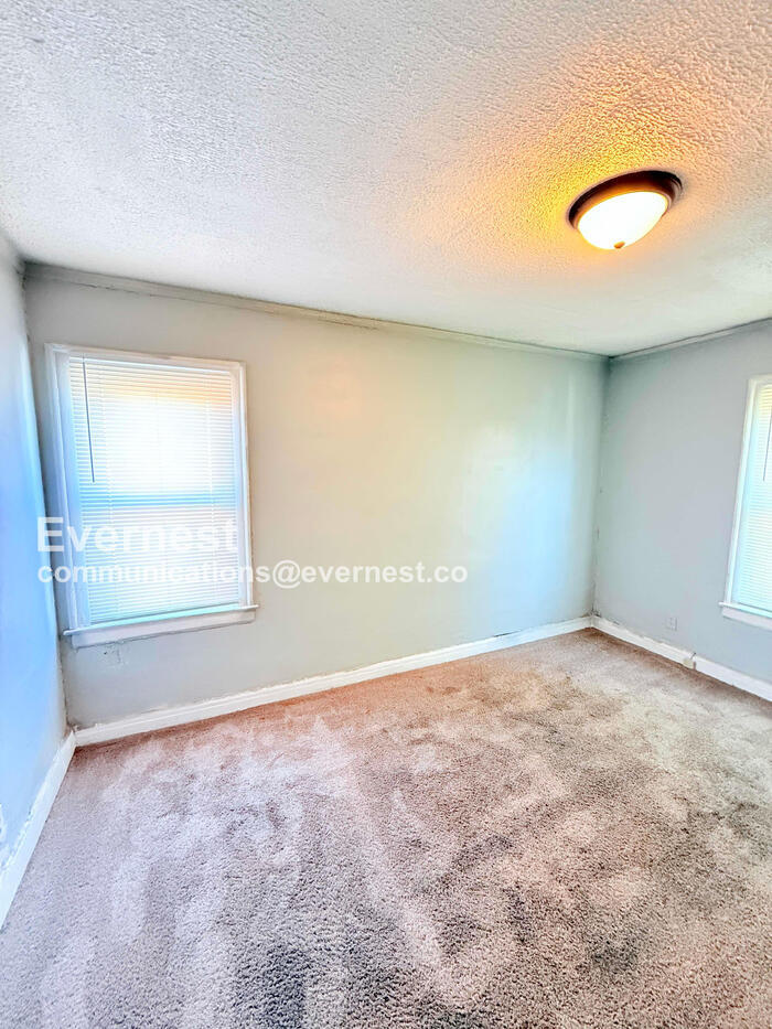 Building Photo - 15444 Appoline St