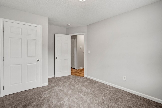 Building Photo - 1300 Poplar Ridge Rd