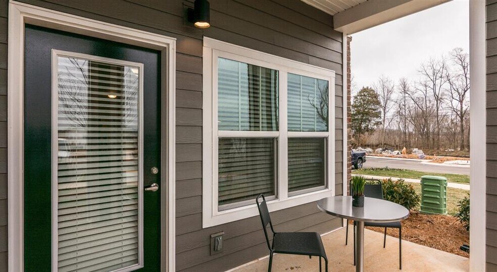 Kirkwood Place 2934 Dunlop Ln Clarksville TN 37043 Apartment Finder