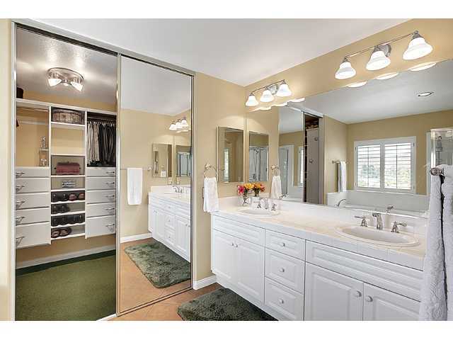 Building Photo - 609 El Portal Dr