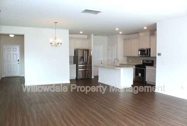 Building Photo - 1139 Chestnut Bluff Run