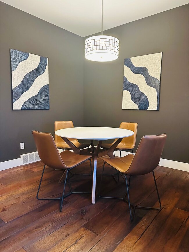 Building Photo - Experience Elevated Living with West Bay V...