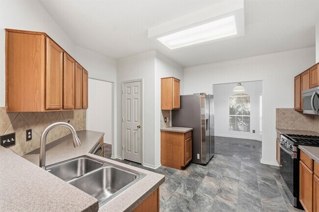 Building Photo - 15330 Day Trip Trail