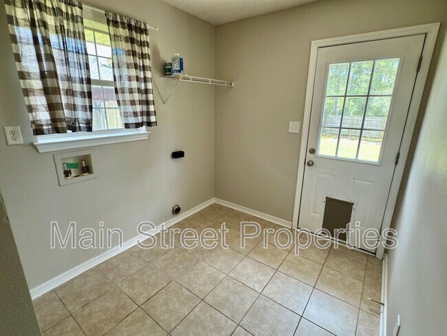 Building Photo - 11502 Aruba Dr