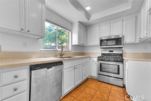 Building Photo - 3640 Honeyglen Way