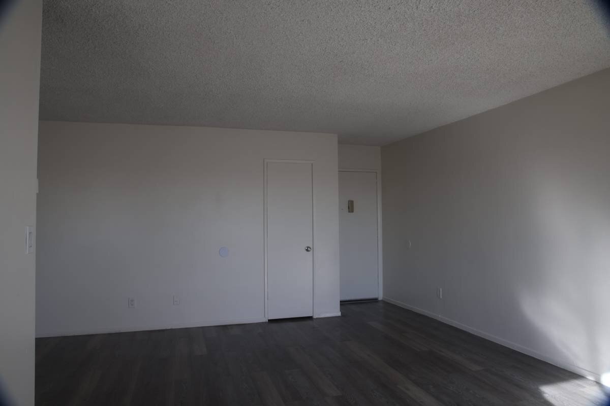 Building Photo - 915 N Wilton Pl