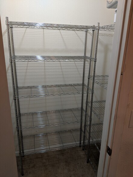 Building Photo - 6001 6th Ave SE