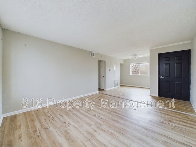 Building Photo - 1601 Washington Blvd