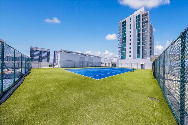 Building Photo - 7930 East Dr