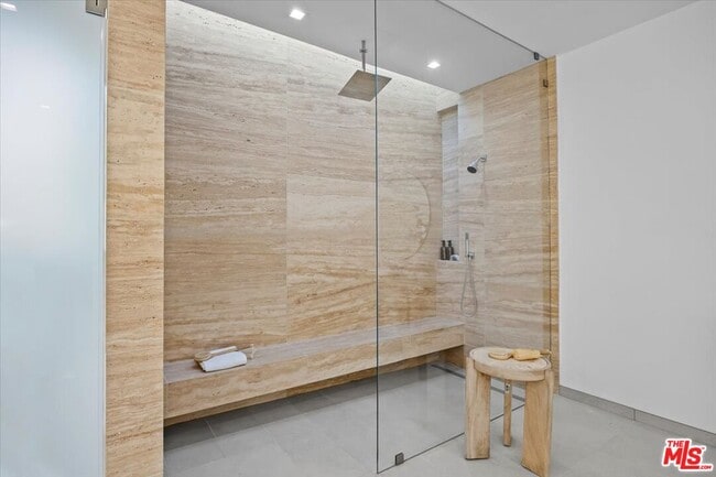 Building Photo - 1836 Loma Vista Dr