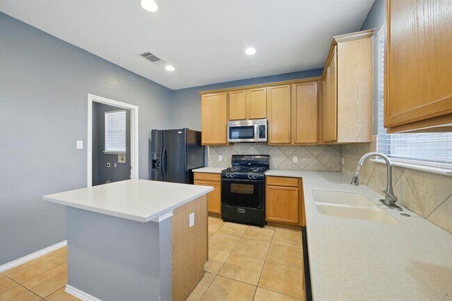 Building Photo - 12824 Basketflower Cove