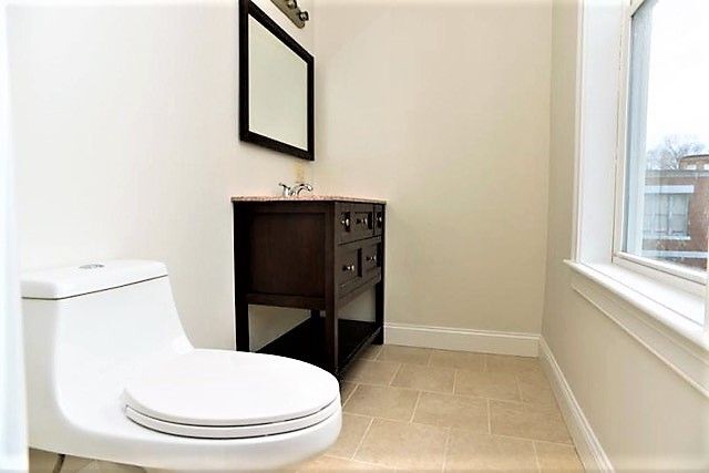 Building Photo - 48 Dudley St