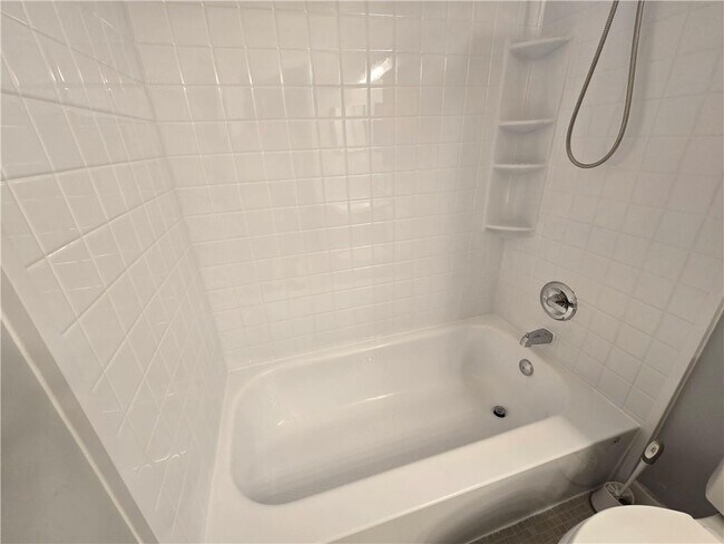 Building Photo - 60 Lamsden Ln NW