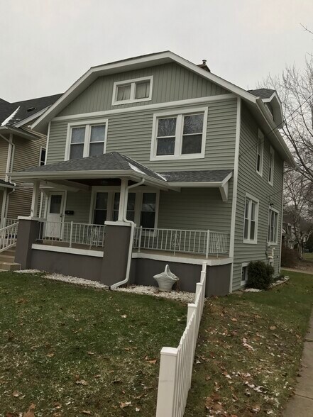 Primary Photo - 1301 Fulton St W