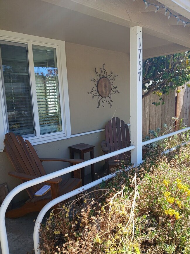 Building Photo - Charming 3-bedroom Home on Upper Westside -Large Yard and Covered Patio