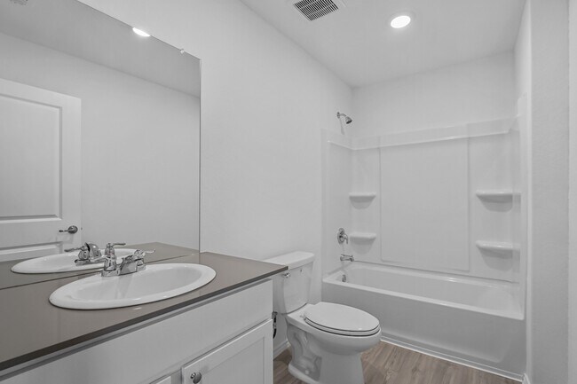 Building Photo - 910 Stricker Path