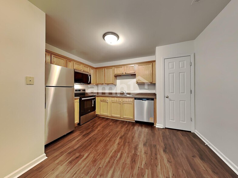 Building Photo - 71 Wolf Creek Ln